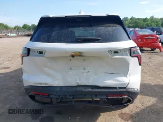 2025 Chevrolet Equinox FWD LT with VIN 3GNAXHEG7SL138247, listed as a IAAI auction lot 42174022 with 8,285 mi miles and . Bid and sale history available at DreamBid. Image 17.