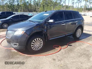 2013 Lincoln MKX z VIN 2LMDJ6JK7DBL30692, wystawiony jako Copart lot #50295085 z przebiegiem 232 454 mil mil oraz Szkoda całkowita • Salvage title. Historia ofert i sprzedaży dostępna na DreamBid. Obrazek 1.
