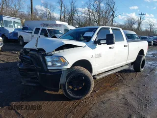 2018 Ram 2500 Tradesman with VIN 3C6UR4HL6JG125201, listed as a IAAI auction lot 41432329 with 181,247 mi miles. Bid and sale history available at carsss.com. Image 2.