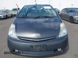 2006 Toyota Prius with VIN JTDKB20UX63190303, listed as a IAAI auction lot 41871826 with 147,124 mi miles. Bid and sale history available at carsss.com. Image 6.