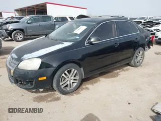 2006 Volkswagen Jetta 2.5L с VIN 3VWRF71KX6M674545, выставлен на аукционе IAAI как лот 41740972 с пробегом 215 978 миль миль и . История ставок и продаж доступна на DreamBid. Изображение 2.