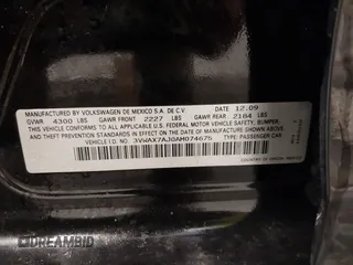 2010 Volkswagen Jetta Limited Edition с VIN 3VWAX7AJ0AM074675, выставлен на аукционе IAAI как лот 41962596 с пробегом 101 465 миль миль и . История ставок и продаж доступна на DreamBid. Изображение 9.
