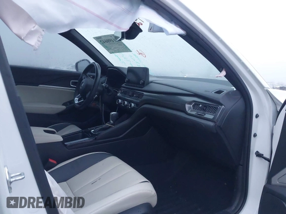 2024 Acura Integra w/A-Spec Package with VIN 19UDE4H38RA003889, listed as a IAAI auction lot 41498642 with 28,042 mi miles and . Bid and sale history available at DreamBid. Image 5.