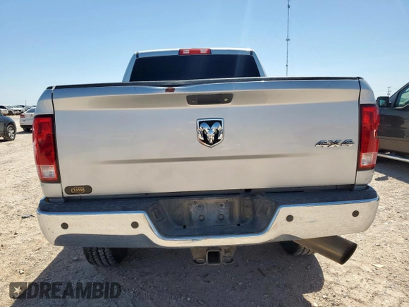 2018 Ram 2500 Tradesman z VIN 3C6UR5CL7JG148368, wystawiony jako Copart lot #57232865 z przebiegiem 225 023 mil mil oraz Czysty tytuł • Clean title. Historia ofert i sprzedaży dostępna na DreamBid. Obrazek 6.