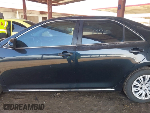 2012 Toyota Camry L z VIN 4T1BF1FK9CU514783, wystawiony jako IAAI lot #42371139 z przebiegiem 121 778 mil mil oraz . Historia ofert i sprzedaży dostępna na DreamBid. Obrazek 15.