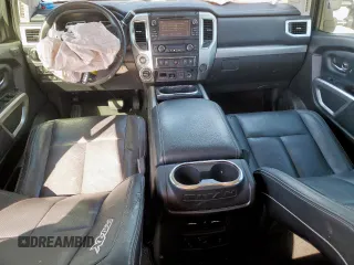 2018 Nissan Titan XD SV with VIN 1N6AA1F43JN513987, listed as a Copart auction lot 45477905 with 82,209 mi miles and Salvage Title. Bid and sale history available at carsss.com. Image 8.