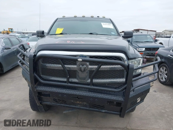 2018 Ram 2500 Tradesman with VIN 3C6UR5HL5JG166828, listed as a IAAI auction lot 41611085 with 151,716 mi miles. Bid and sale history available at carsss.com. Image 12.