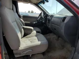 2005 Chevrolet Colorado 1SC LS Z85 with VIN 1GCDT136158160136, listed as a Copart auction lot 60644835 with 183,879 mi miles and Salvage title. Bid and sale history available at DreamBid. Image 7.