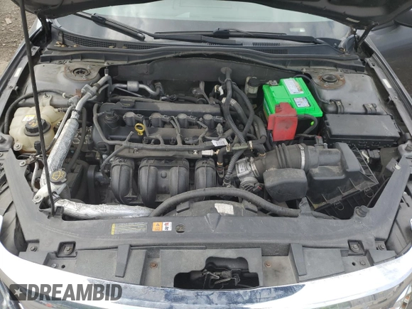 2010 Ford Fusion SE with VIN 3FAHP0HA2AR304143, listed as a Copart auction lot 56181895 with 136,936 mi miles and Salvage title. Bid and sale history available at DreamBid. Image 11.