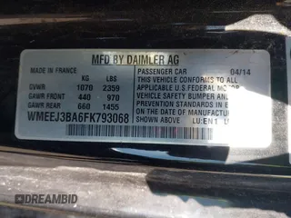 2015 Smart fortwo Passion with VIN WMEEJ3BA6FK793068, listed as a IAAI auction lot 42007847 with 42,313 mi miles. Bid and sale history available at carsss.com. Image 9.