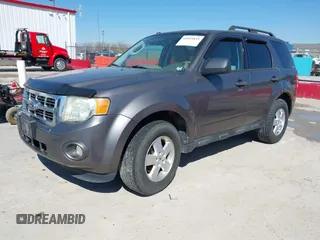 2011 Ford Escape XLT with VIN 1FMCU0D74BKA81385, listed as a IAAI auction lot 41895835 with 238,298 mi miles. Bid and sale history available at carsss.com. Image 17.