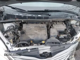 2012 Toyota Sienna XLE with VIN 5TDDK3DC9CS037616, listed as a IAAI auction lot 41435361 with 250,043 mi miles. Bid and sale history available at carsss.com. Image 10.