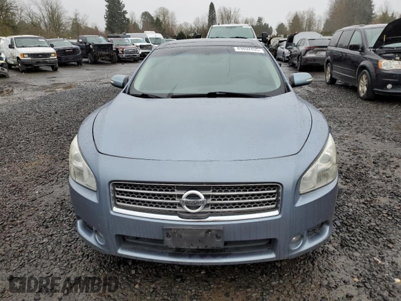 2011 Nissan Maxima SV z VIN 1N4AA5AP5BC857383, wystawiony jako Copart lot #49892435 z przebiegiem 167 163 mil mil oraz Szkoda całkowita • Salvage title. Historia ofert i sprzedaży dostępna na DreamBid. Obrazek 5.