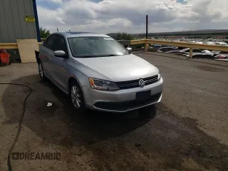 2014 Volkswagen Jetta SE with VIN 3VWD07AJ4EM427734, listed as a Copart auction lot 55093165 with 117,260 mi miles and Salvage title. Bid and sale history available at DreamBid. Image 13.