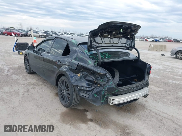 2022 Toyota Camry XSE z VIN 4T1K61AK2NU700840, wystawiony jako IAAI lot #41352884 z przebiegiem 98 634 mil mil oraz . Historia ofert i sprzedaży dostępna na DreamBid. Obrazek 3.