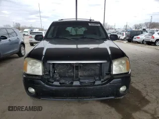 2005 GMC Envoy SLE z VIN 1GKDT13S552130173, wystawiony jako Copart lot #50766595 z przebiegiem Nie podano mil oraz Czysty tytuł • Clean title. Historia ofert i sprzedaży dostępna na DreamBid. Obrazek 5.