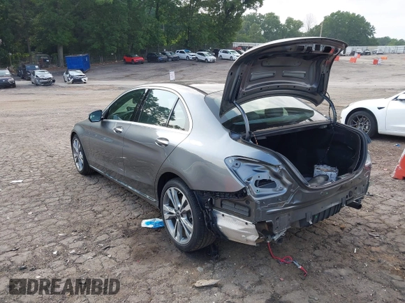 2018 Mercedes-Benz C 300 with VIN 55SWF4JB2JU248297, listed as a IAAI auction lot 42419602 with 88,047 mi miles and . Bid and sale history available at DreamBid. Image 3.