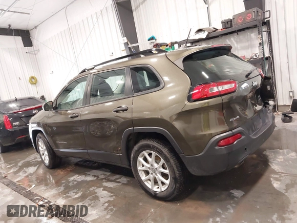 2015 Jeep Cherokee Sport with VIN 1C4PJMAB9FW595102, listed as a IAAI auction lot 41718244 with 95,059 mi miles. Bid and sale history available at carsss.com. Image 14.