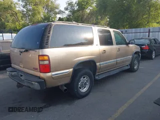 2001 GMC Yukon XL SLT with VIN 3GKGK26G21G155501, listed as a IAAI auction lot 39928004 with 338,183 mi miles. Bid and sale history available at carsss.com. Image 4.