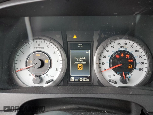2016 Toyota Sienna SE with VIN 5TDXK3DC0GS725247, listed as a Copart auction lot 48266475 with 100,122 mi miles and Salvage title. Bid and sale history available at DreamBid. Image 9.
