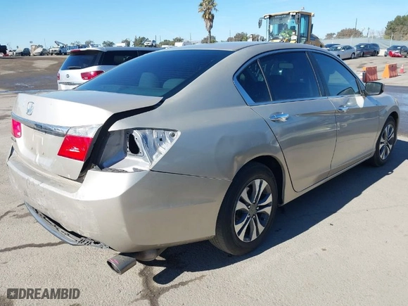 2013 Honda Accord Sdn LX with VIN 1HGCR2F31DA082208, listed as a IAAI auction lot 41372005 with 120,684 mi miles. Bid and sale history available at carsss.com. Image 4.