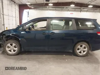 2011 Toyota Sienna with VIN 5TDZK3DC8BS125884, listed as a IAAI auction lot 41998890 with 249,193 mi miles. Bid and sale history available at carsss.com. Image 15.