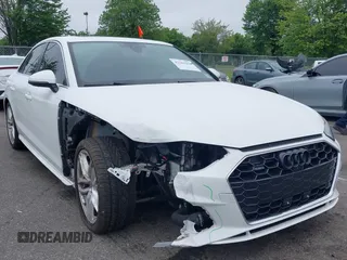 2022 Audi A4 S line Premium Plus z VIN WAUEAAF49NN008799, wystawiony jako IAAI lot #42383910 z przebiegiem 51 845 mil mil oraz . Historia ofert i sprzedaży dostępna na DreamBid. Obrazek 1.