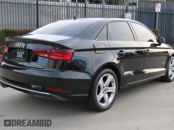 2017 Audi A3 Premium z VIN WAUAUGFF6H1044889, wystawiony jako Copart lot #58558465 z przebiegiem 98 831 mil mil oraz Czysty tytuł • Clean title. Historia ofert i sprzedaży dostępna na DreamBid. Obrazek 3.