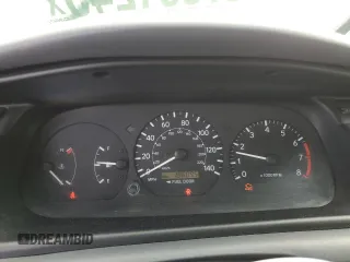 2001 Toyota Camry CE z VIN 4T1BG22K21U058793, wystawiony jako Copart lot #57351245 z przebiegiem 186 095 mil mil oraz Szkoda całkowita • Salvage title. Historia ofert i sprzedaży dostępna na DreamBid. Obrazek 9.