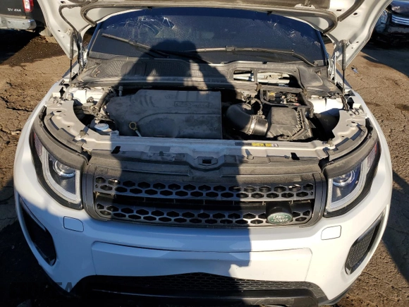 2018 Land Rover Range Rover Evoque SE Premium with VIN SALVC2RX9JH277542, listed as a Copart auction lot 80551324 with 70,612 mi miles and Clean Title. Bid and sale history available at DreamBid. Image 12.