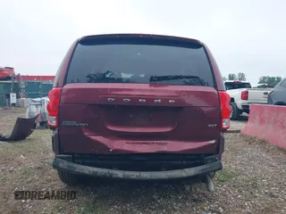 2018 Dodge Grand Caravan SXT z VIN 2C4RDGCG5JR305191, wystawiony jako IAAI lot #42269531 z przebiegiem 116 098 mil mil oraz . Historia ofert i sprzedaży dostępna na DreamBid. Obrazek 17.