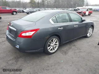2009 Nissan Maxima 3.5 SV w/Sport Pkg with VIN 1N4AA51E19C818847, listed as a IAAI auction lot 41866300 with 172,446 mi miles. Bid and sale history available at carsss.com. Image 4.