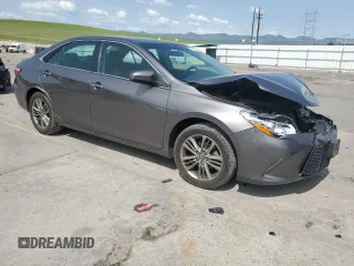2017 Toyota Camry XLE z VIN 4T1BF1FK9HU779615, wystawiony jako Copart lot #59156995 z przebiegiem 99 756 mil mil oraz Szkoda całkowita • Salvage title. Historia ofert i sprzedaży dostępna na DreamBid. Obrazek 4.