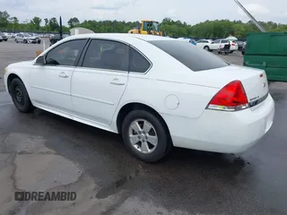 2011 Chevrolet Impala with VIN 2G1WG5EK4B1111051, listed as a IAAI auction lot 42047236 with 197,592 mi miles and . Bid and sale history available at DreamBid. Image 3.