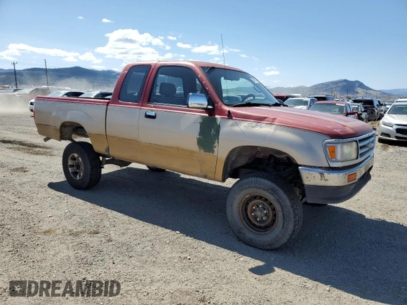 1995 Toyota T100 z VIN JT4VD22F0S0010554, wystawiony jako Copart lot #54718275 z przebiegiem 126 608 mil mil oraz Czysty tytuł • Clean title. Historia ofert i sprzedaży dostępna na DreamBid. Obrazek 4.