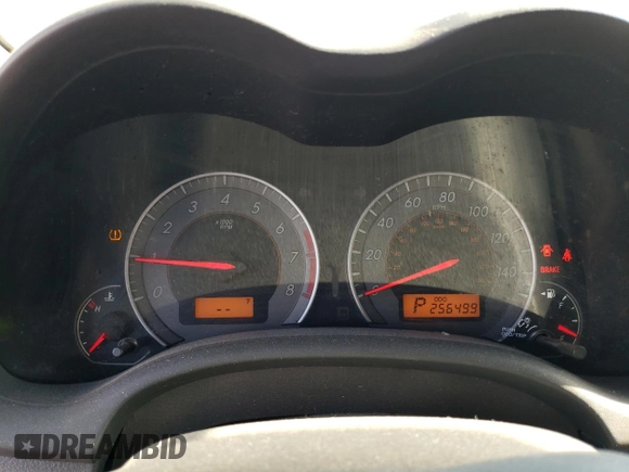 2010 Toyota Corolla z VIN 2T1BU4EE6AC455239, wystawiony jako Copart lot #60570335 z przebiegiem 256 499 mil mil oraz Szkoda całkowita • Salvage title. Historia ofert i sprzedaży dostępna na DreamBid. Obrazek 9.