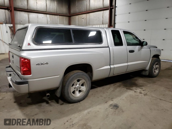 2010 Dodge Dakota with VIN 1D7CW2BK3AS184268, listed as a Copart auction lot 48260235 with 60,542 mi miles and Salvage title. Bid and sale history available at DreamBid. Image 3.