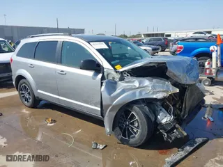 2017 Dodge Journey SE with VIN 3C4PDCABXHT662235, listed as a IAAI auction lot 41767844 with NaN miles. Bid and sale history available at carsss.com. Image 1.