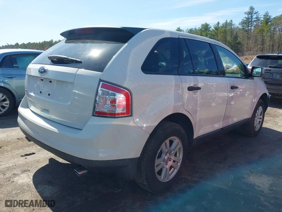 2010 Ford Edge SE with VIN 2FMDK3GC5ABA06627, listed as a IAAI auction lot 41929943 with 136,407 mi miles. Bid and sale history available at carsss.com. Image 4.