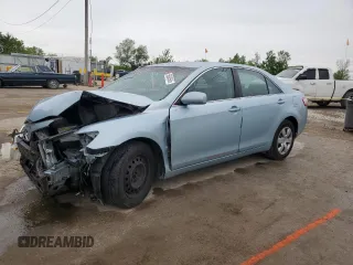 2008 Toyota Camry LE z VIN 4T4BE46KX8R038125, wystawiony jako Copart lot #56580565 z przebiegiem 203 677 mil mil oraz Szkoda całkowita • Salvage title. Historia ofert i sprzedaży dostępna na DreamBid. Obrazek 1.
