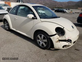 2006 Volkswagen New Beetle Coupe S with VIN 3VWRW31C36M410603, listed as a Copart auction lot 75964504 with 0 mi miles and Salvage Title. Bid and sale history available at carsss.com. Image 4.
