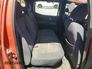 2017 Toyota Tacoma SR5 with VIN 3TMCZ5AN0HM118648, listed as a Copart auction lot 55685625 with 84,919 mi miles and Salvage Title. Bid and sale history available at carsss.com. Image 10.