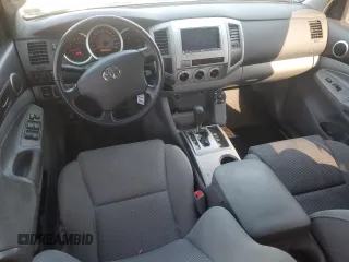 2005 Toyota Tacoma PreRunner with VIN 3TMKU72N95M003532, listed as a Copart auction lot 43049595 with 173,462 mi miles and Clean Title. Bid and sale history available at carsss.com. Image 8.