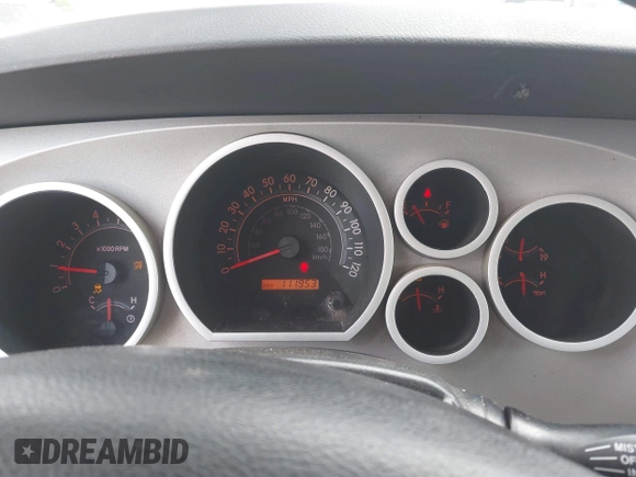 2008 Toyota Tundra z VIN 5TBBV541X8S517382, wystawiony jako IAAI lot #42231096 z przebiegiem 111 953 mil mil oraz . Historia ofert i sprzedaży dostępna na DreamBid. Obrazek 7.
