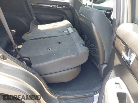 2011 Kia Sorento LX with VIN 5XYKT4A1XBG061125, listed as a IAAI auction lot 42576972 with 201,187 mi miles and . Bid and sale history available at DreamBid. Image 8.