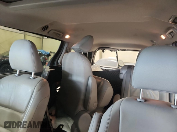 2017 Toyota Sienna XLE Auto Access Seat with VIN 5TDYZ3DC3HS851961, listed as a Copart auction lot 62155305 with 121,143 mi miles and Salvage title. Bid and sale history available at DreamBid. Image 10.