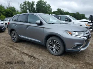 2017 Mitsubishi Outlander SE with VIN JA4AZ3A30HZ045252, listed as a Copart auction lot 63593705 with 121,497 mi miles and Clean title. Bid and sale history available at DreamBid. Image 4.
