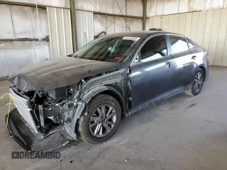 2020 Kia Optima LX z VIN 5XXGT4L37LG416665, wystawiony jako Copart lot #59749585 z przebiegiem 68 879 mil mil oraz Szkoda całkowita • Salvage title. Historia ofert i sprzedaży dostępna na DreamBid. Obrazek 1.