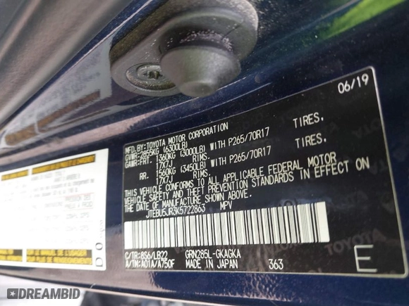 2019 Toyota 4Runner SR5 with VIN JTEBU5JR3K5722863, listed as a IAAI auction lot 41578713 with 109,723 mi miles. Bid and sale history available at carsss.com. Image 9.