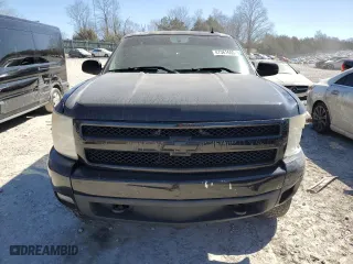 2008 Chevrolet Silverado 1500 LT w/1LT with VIN 2GCEK13M581208251, listed as a Copart auction lot 47361605 with 252,817 mi miles and Salvage Title. Bid and sale history available at carsss.com. Image 5.